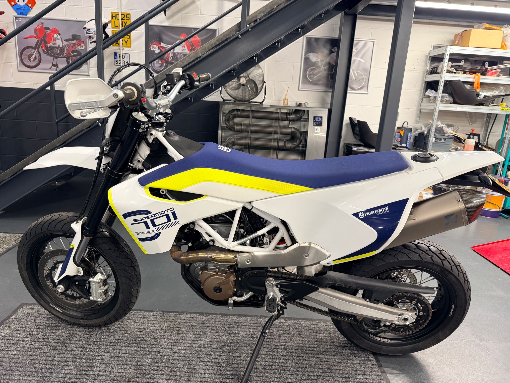 701 Supermoto (692cc) 2018