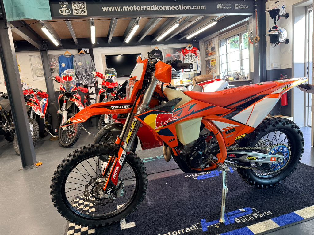 EXC-F 350 Champion Edition (349cc) 2025