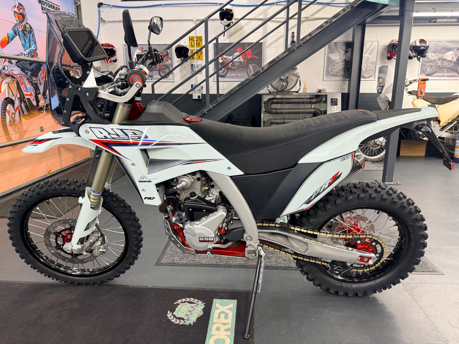 PR7 Adventure (650cc) NEW