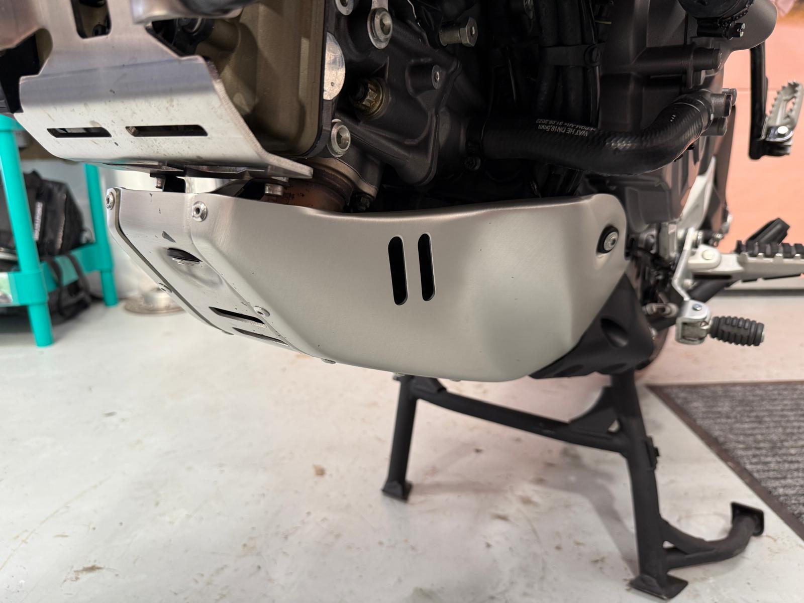 Desert X (937cc) 2023