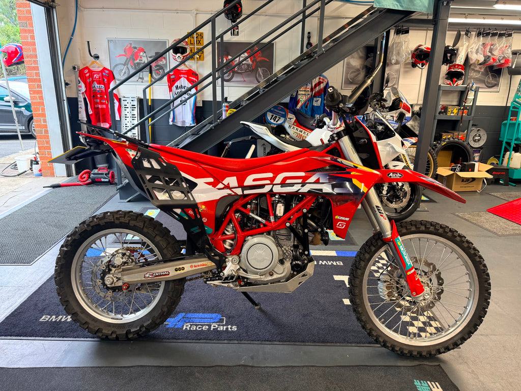 ES 700 Enduro (692cc) 2022