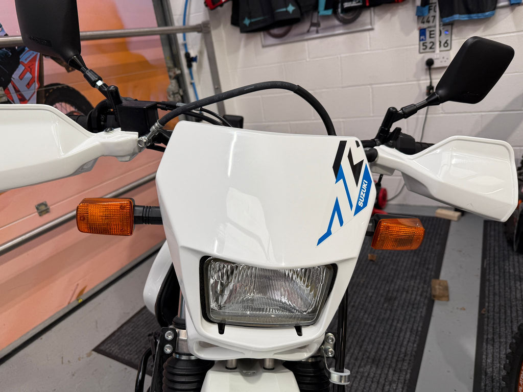 DR 650 Dual Sport (644cc) 2025