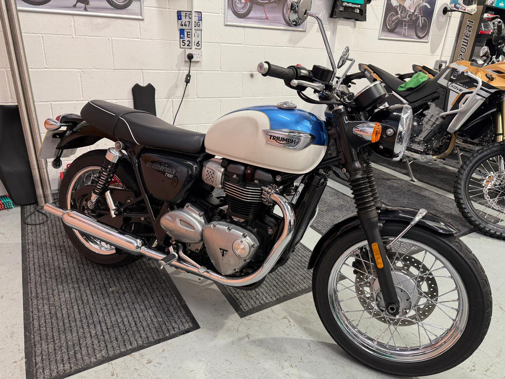 BONNEVILLE T100 (900cc) 2017