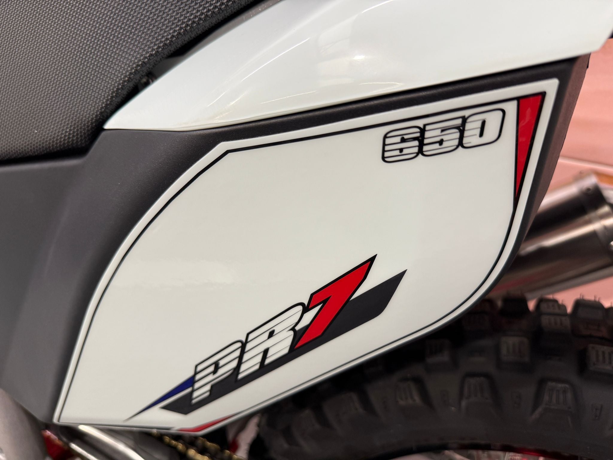 PR7 (650cc) 2025