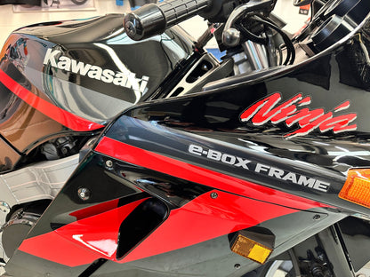 Ninja ZX-10R (998cc) 1995