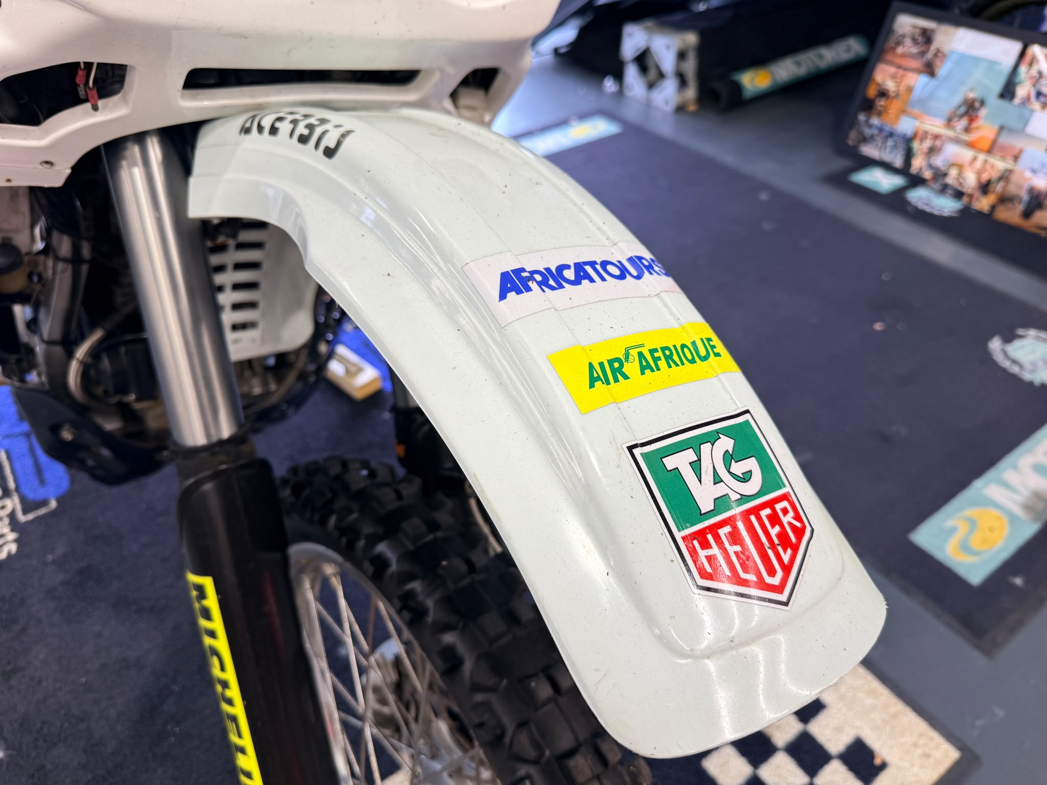 900 Elefant Lucky Explorer (904cc) 1993