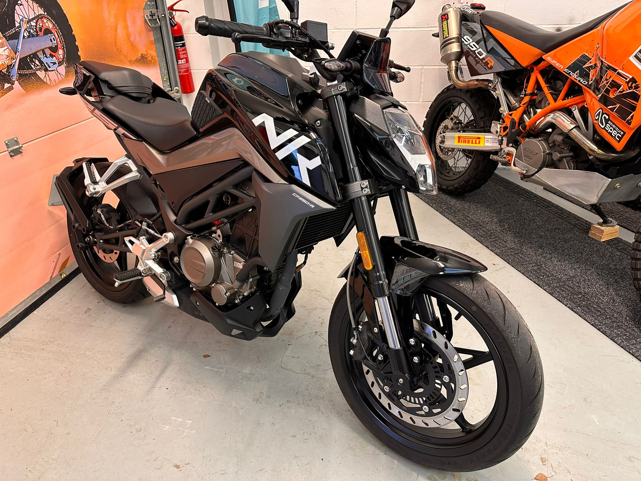 250 NK (249cc) 2021