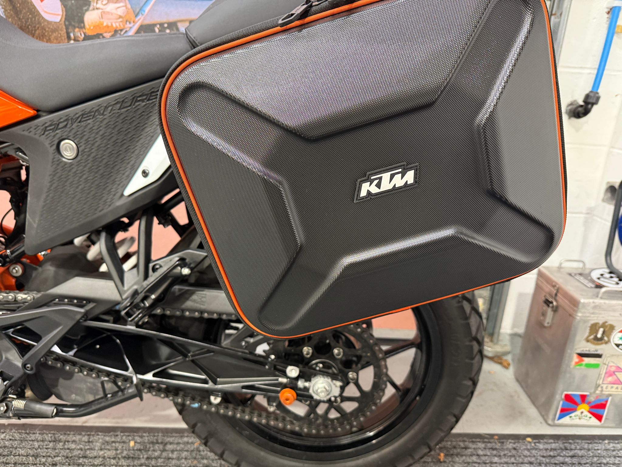 390 Adventure Touring X (399cc) 2024