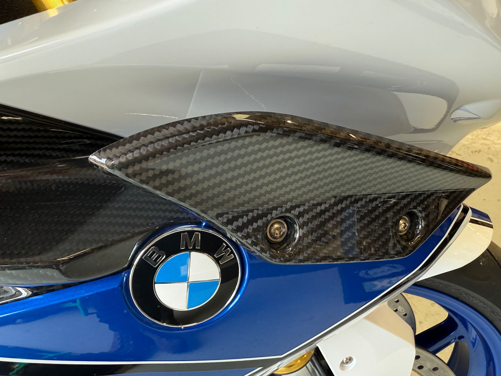 HP4 Carbon S1000RR (999cc) 2014