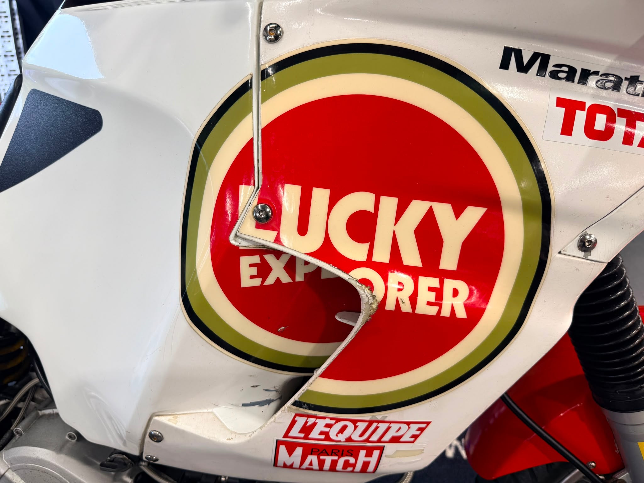 750 Elefant Lucky Explorer (748cc) 1999