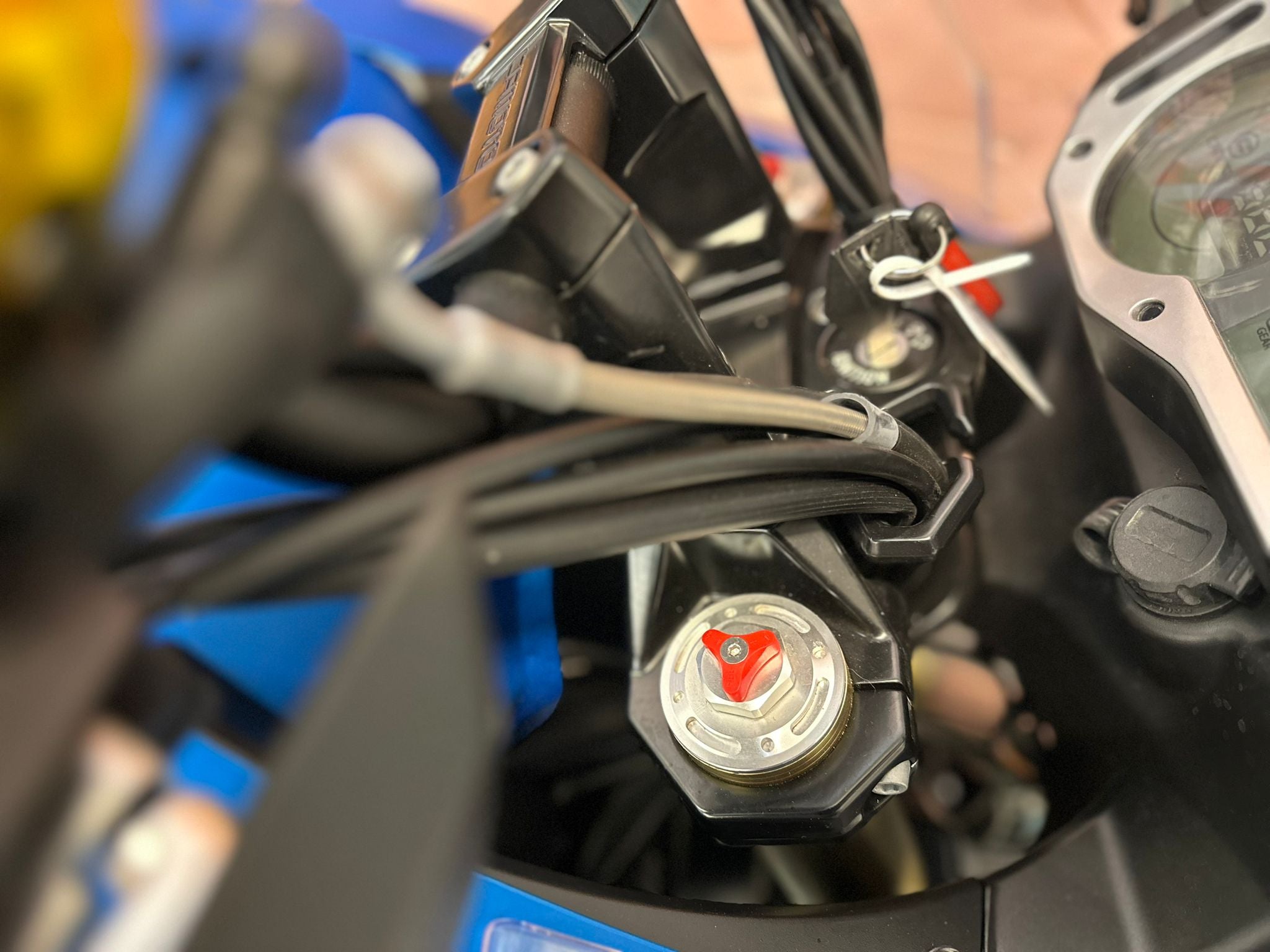 650 MT (649cc) 2021