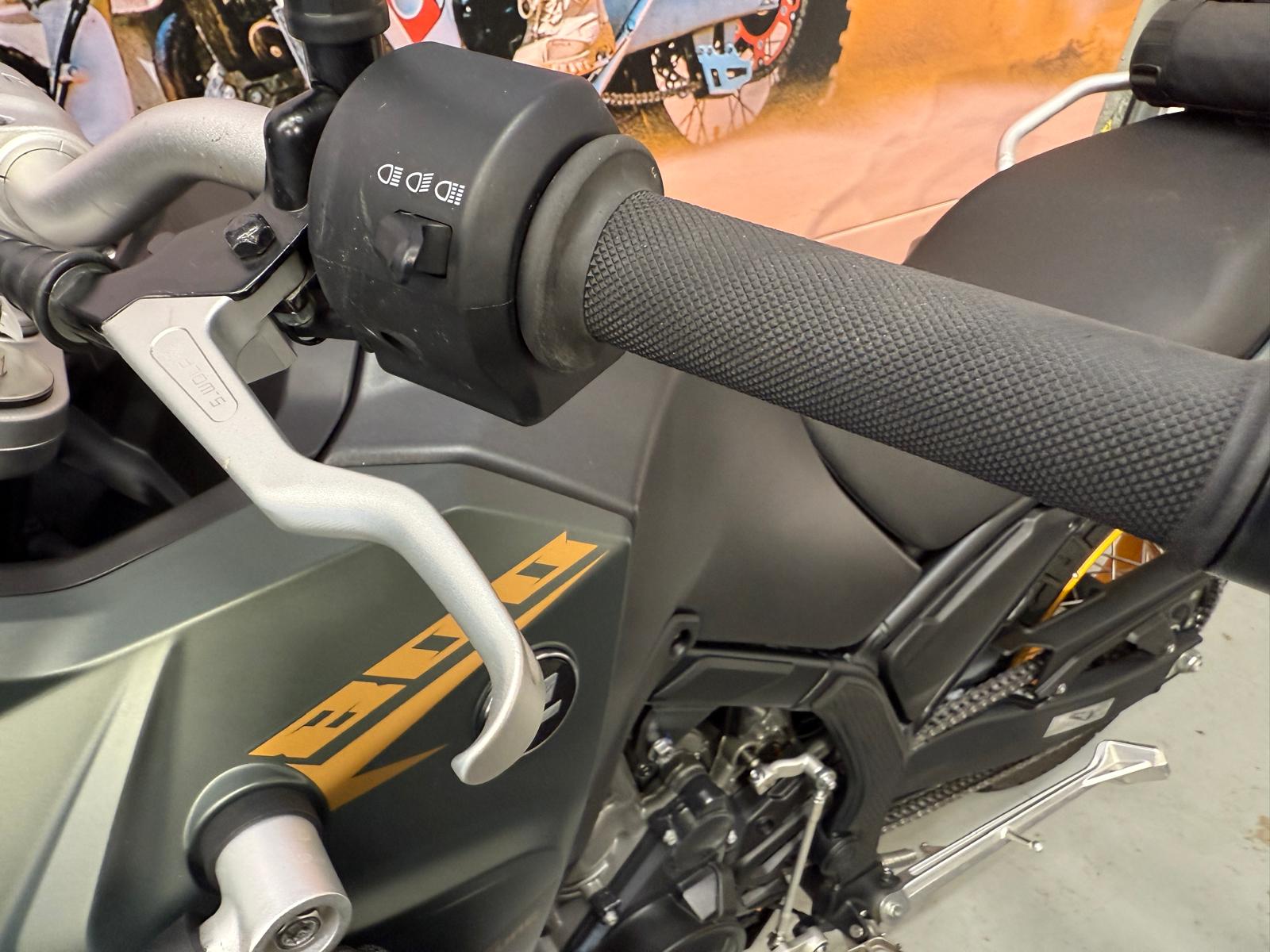 800X Adventure (799cc) 2024