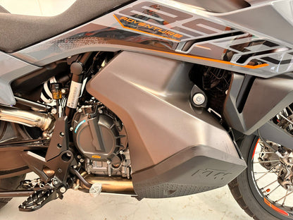 890 Adventure (889cc) 2023