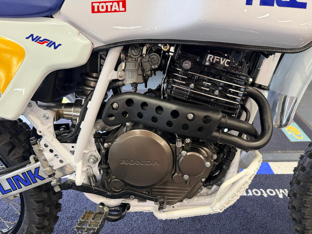 XR 650L (644cc) 2012