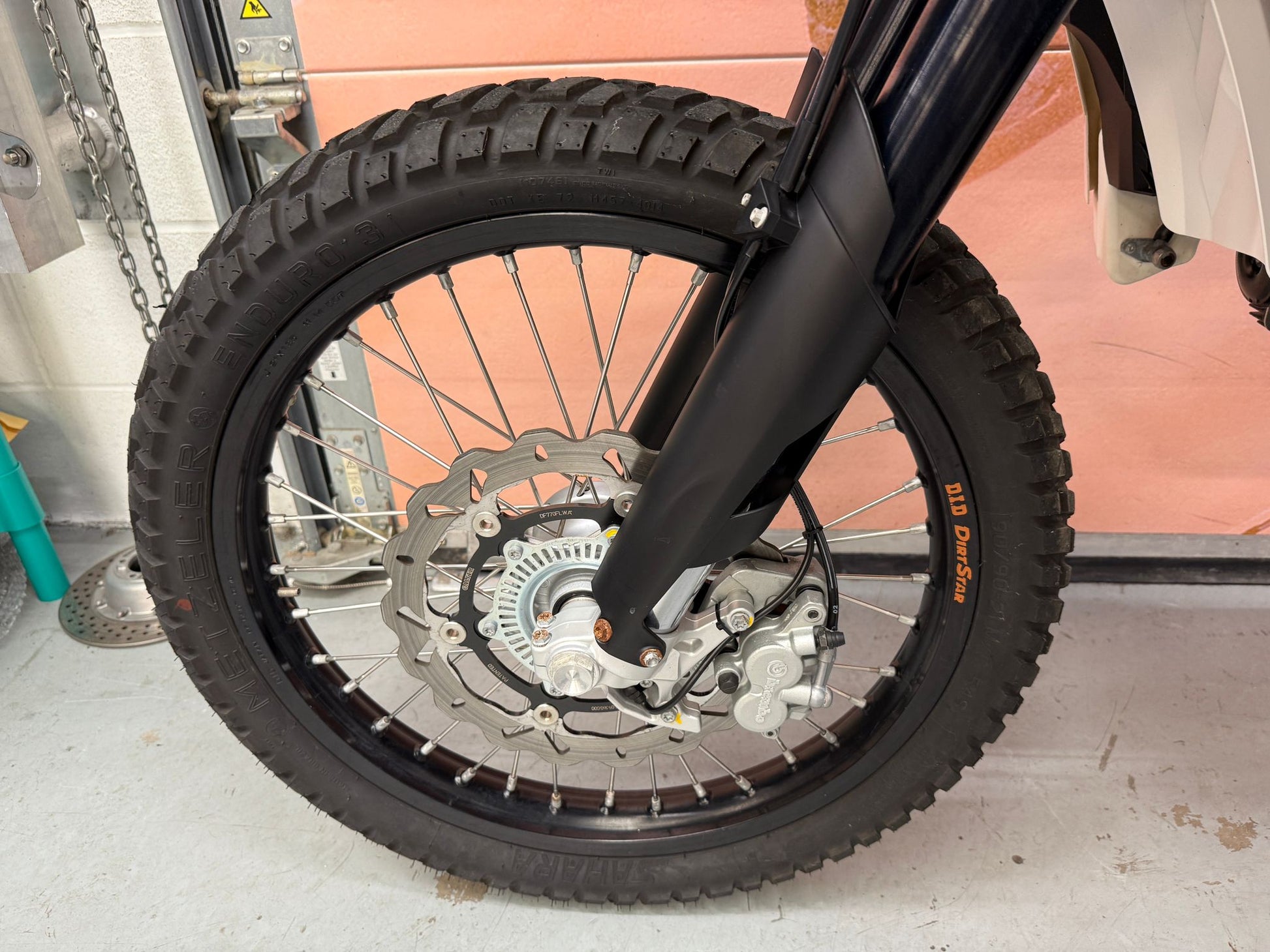 690 Enduro R (690cc) 2015