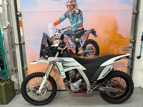 PR7 (650cc) 2025