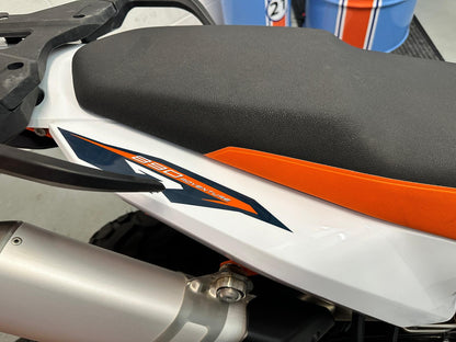 890 Adventure R (889cc) 2023
