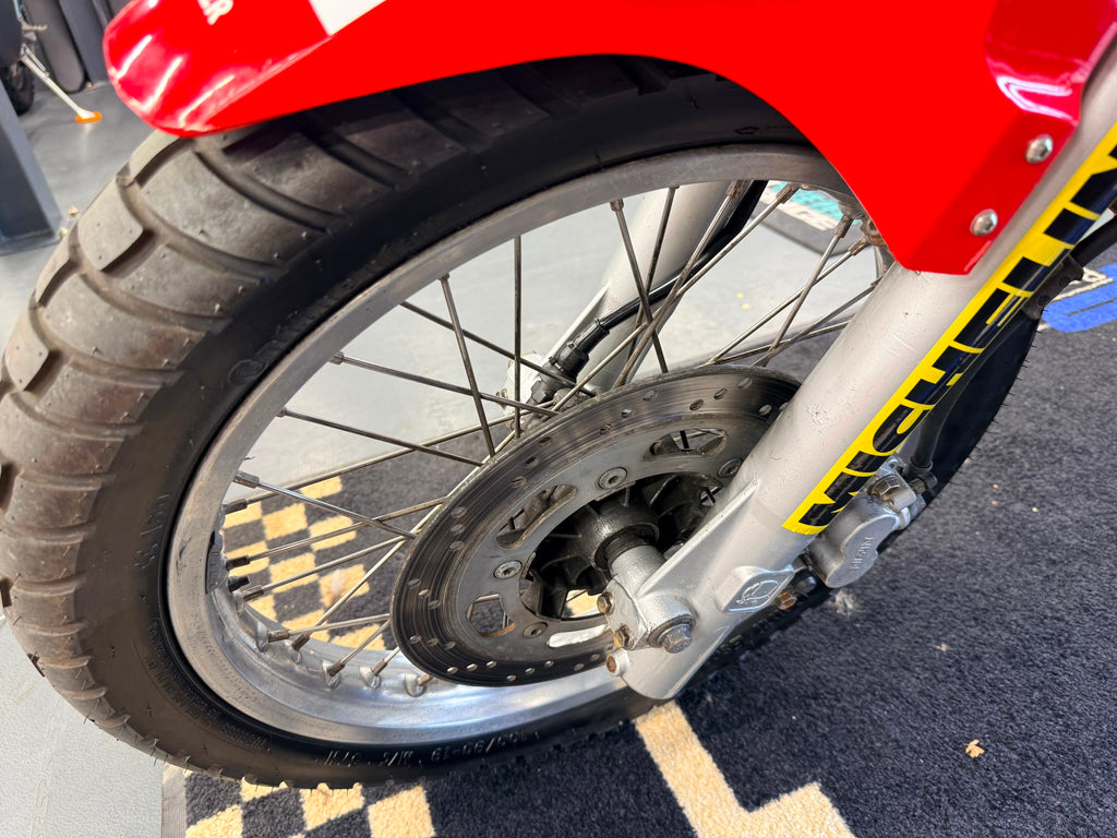 750 Elefant Lucky Explorer (748cc) 1999