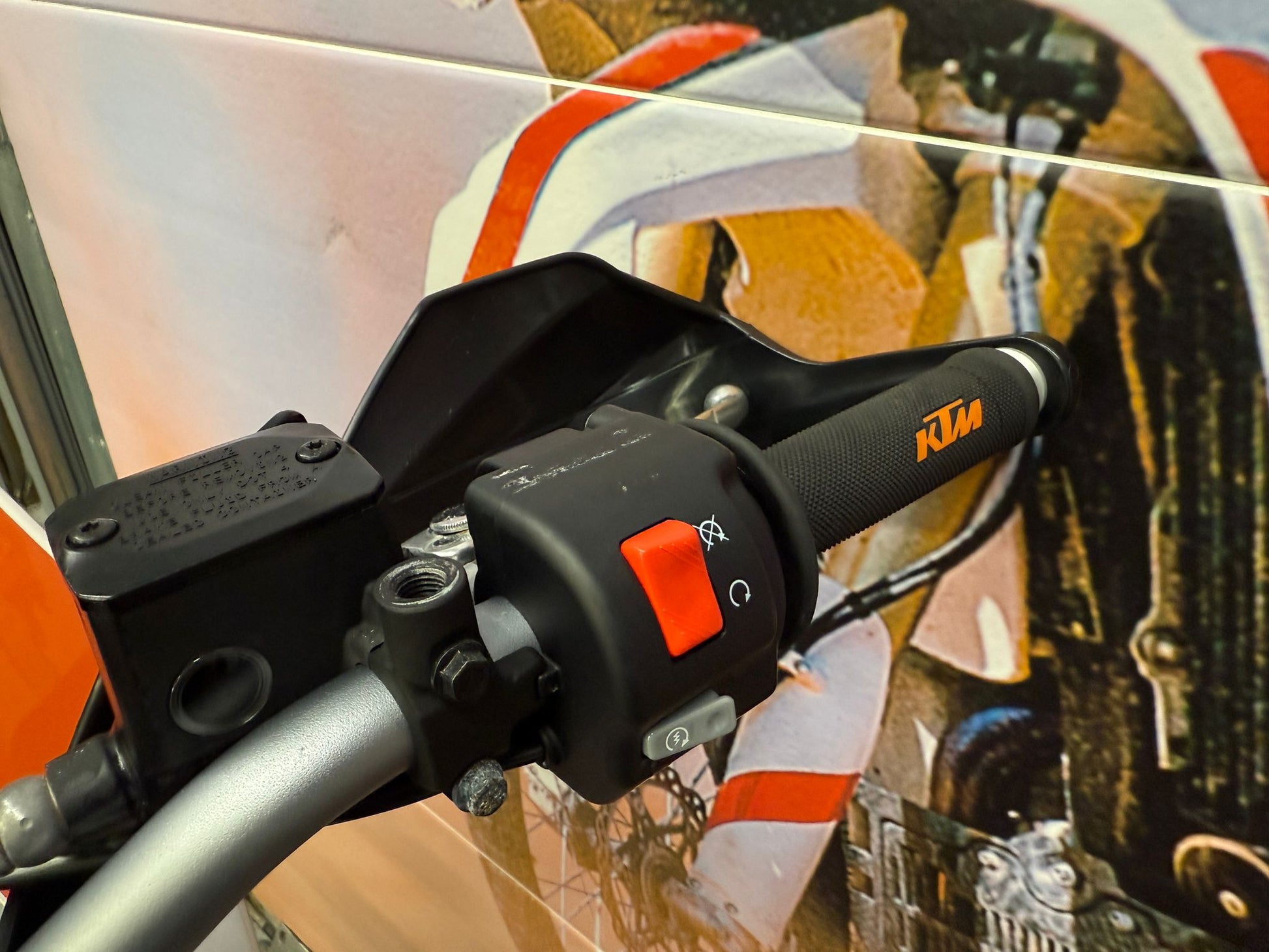 690 Enduro R (690cc) 2015