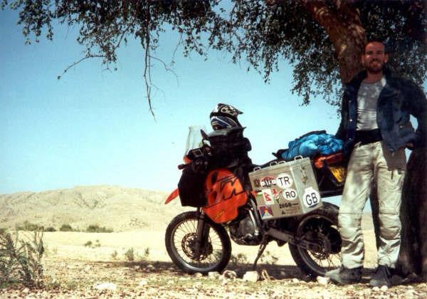 LC4-E 640 Adventure (624cc) 2000