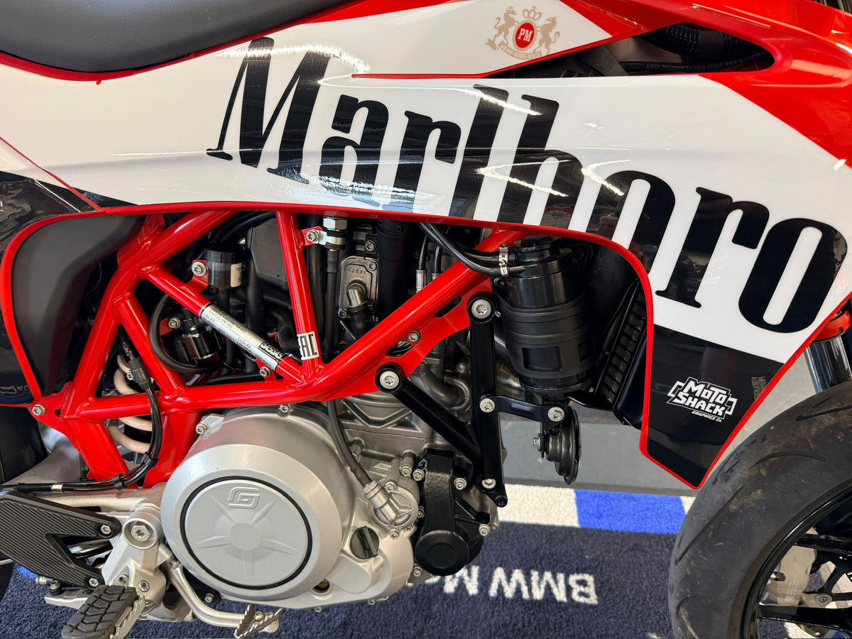 SM 700 Supermoto (692cc) 2024
