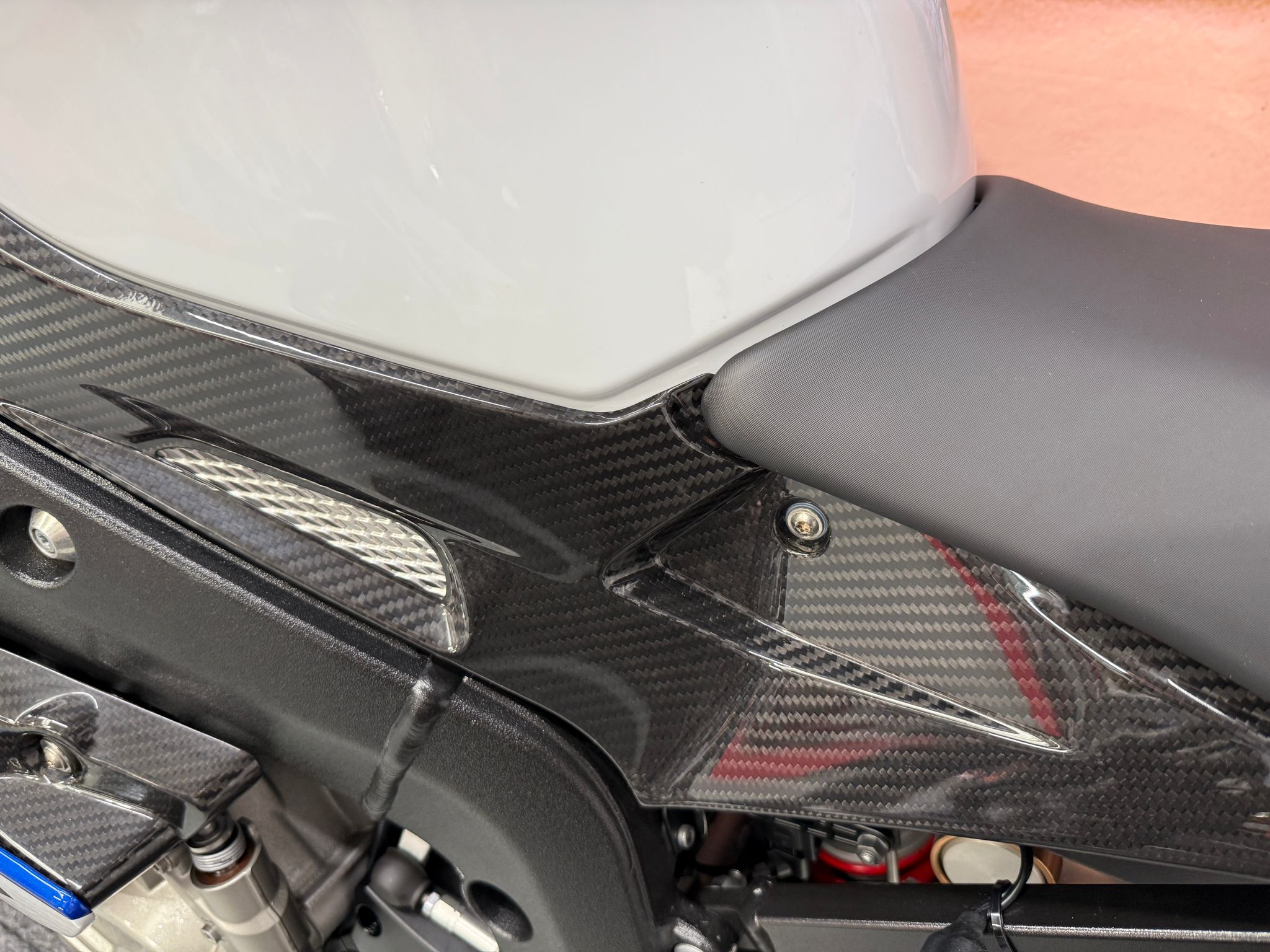 HP4 Carbon S1000RR (999cc) 2014