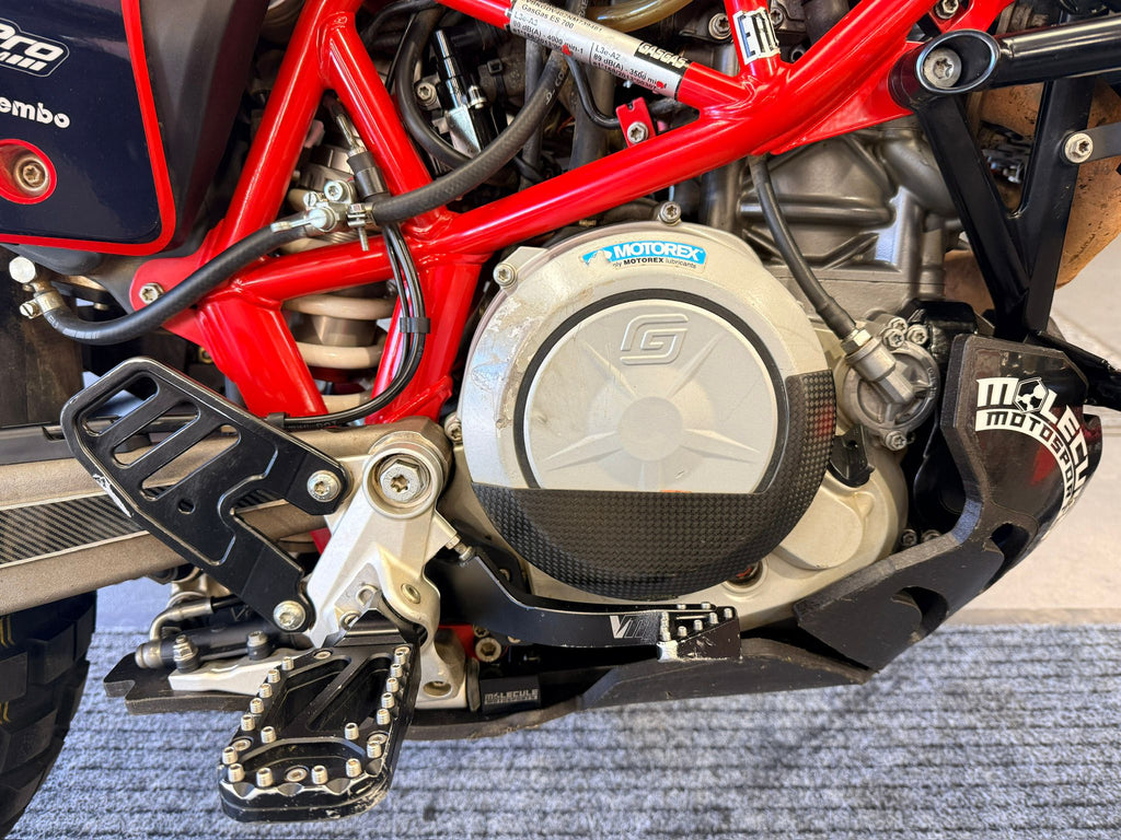 ES 700 Enduro (692cc) 2022