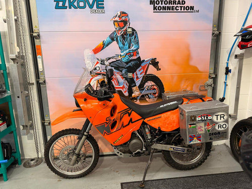 LC4-E 640 Adventure (624cc) 2000