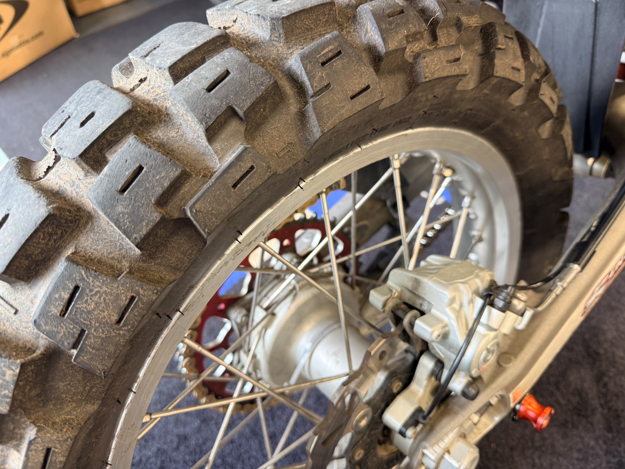 ES 700 Enduro (692cc) 2022