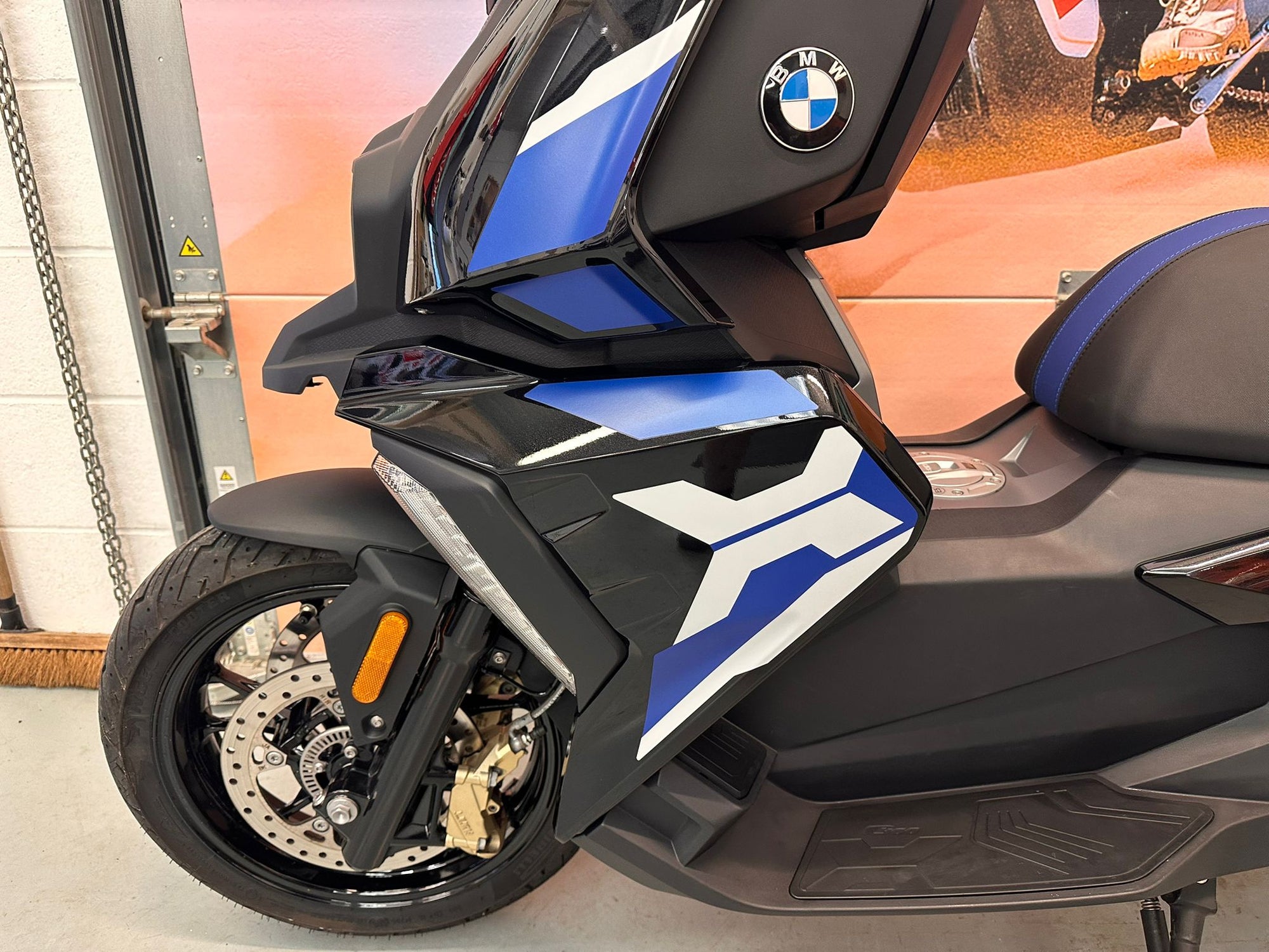 C400 X SE (350cc) 2021