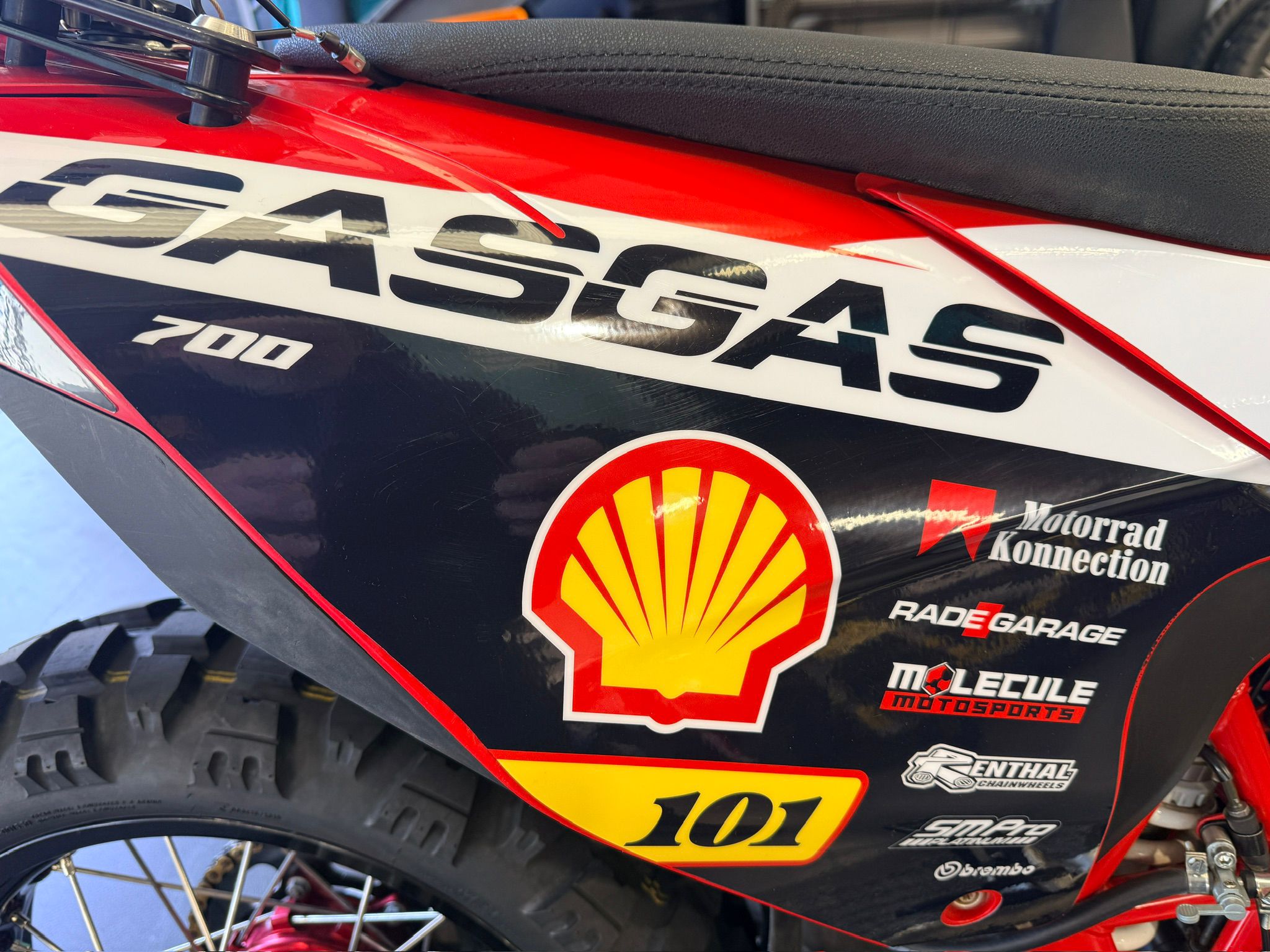 ES 700 Enduro (692cc) 2022