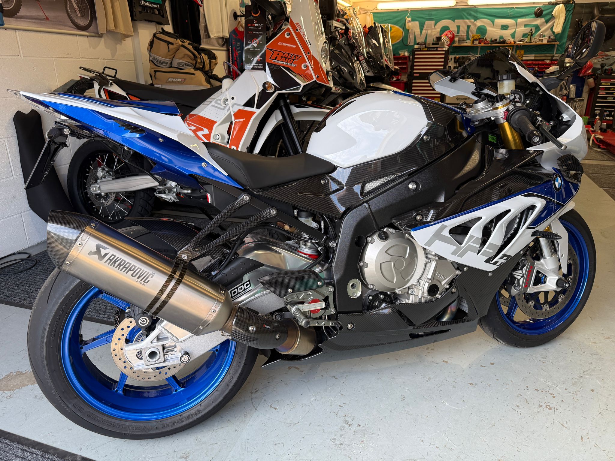 HP4 Carbon S1000RR (999cc) 2014