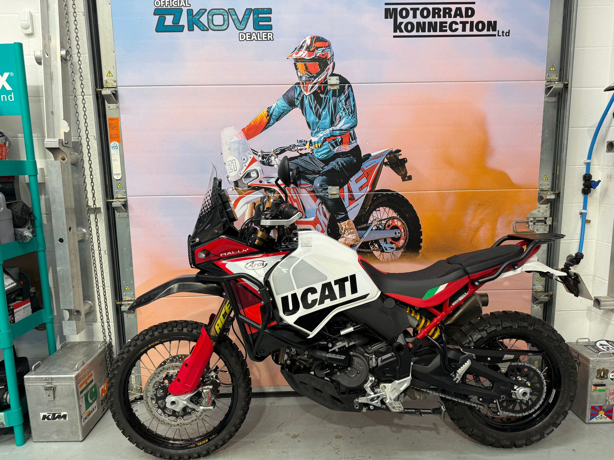 Desert X (937cc) 2024