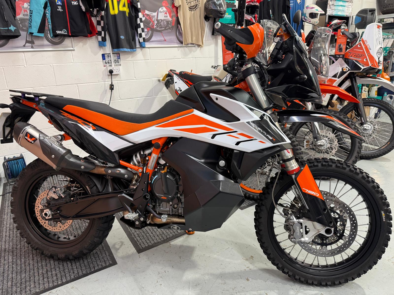 790 Adventure R (799cc) 2021
