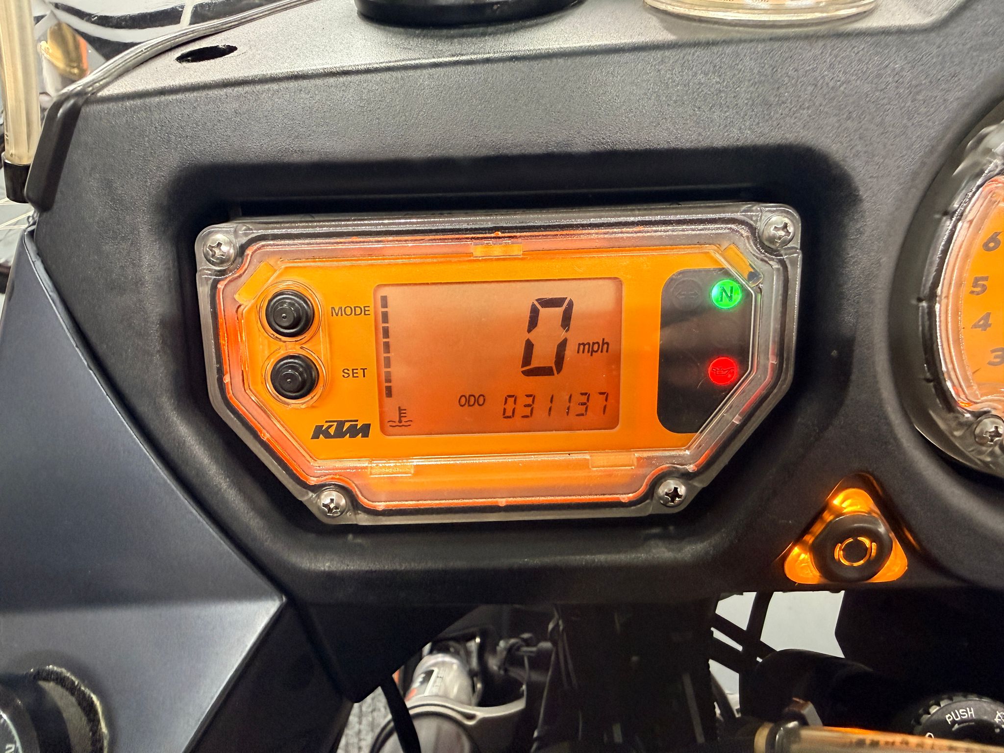 990 Adventure (998cc) 2006