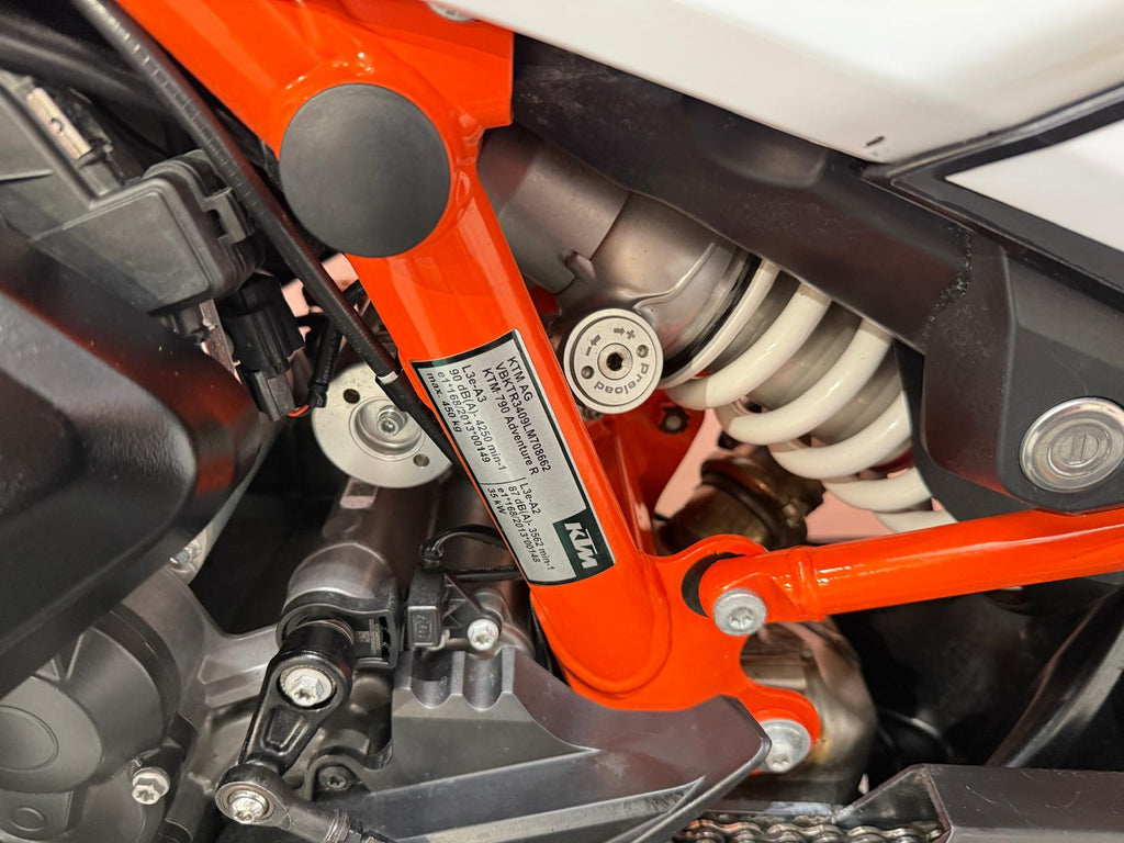 790 Adventure R (799cc) 2021