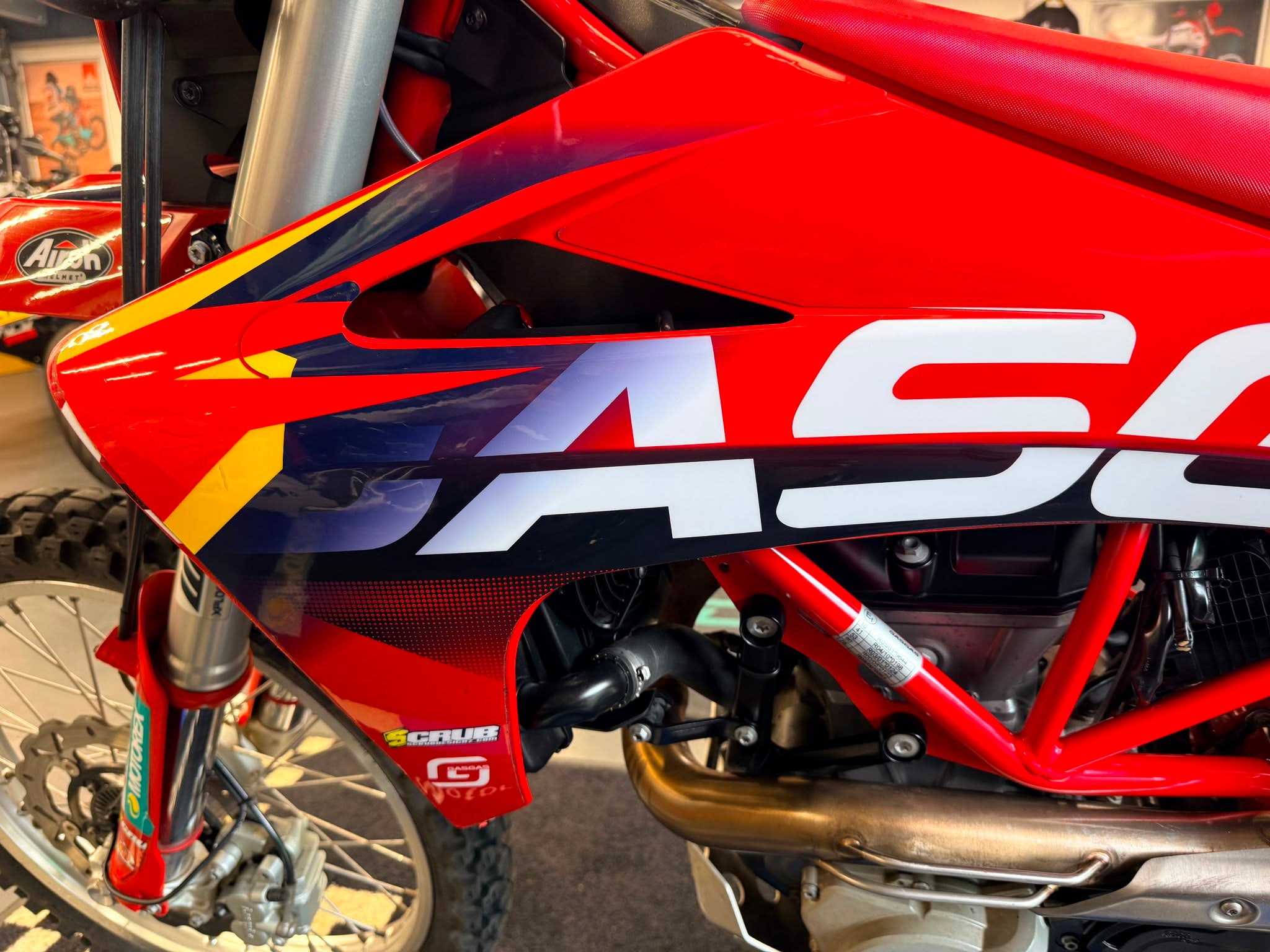 ES 700 Enduro (692cc) 2022