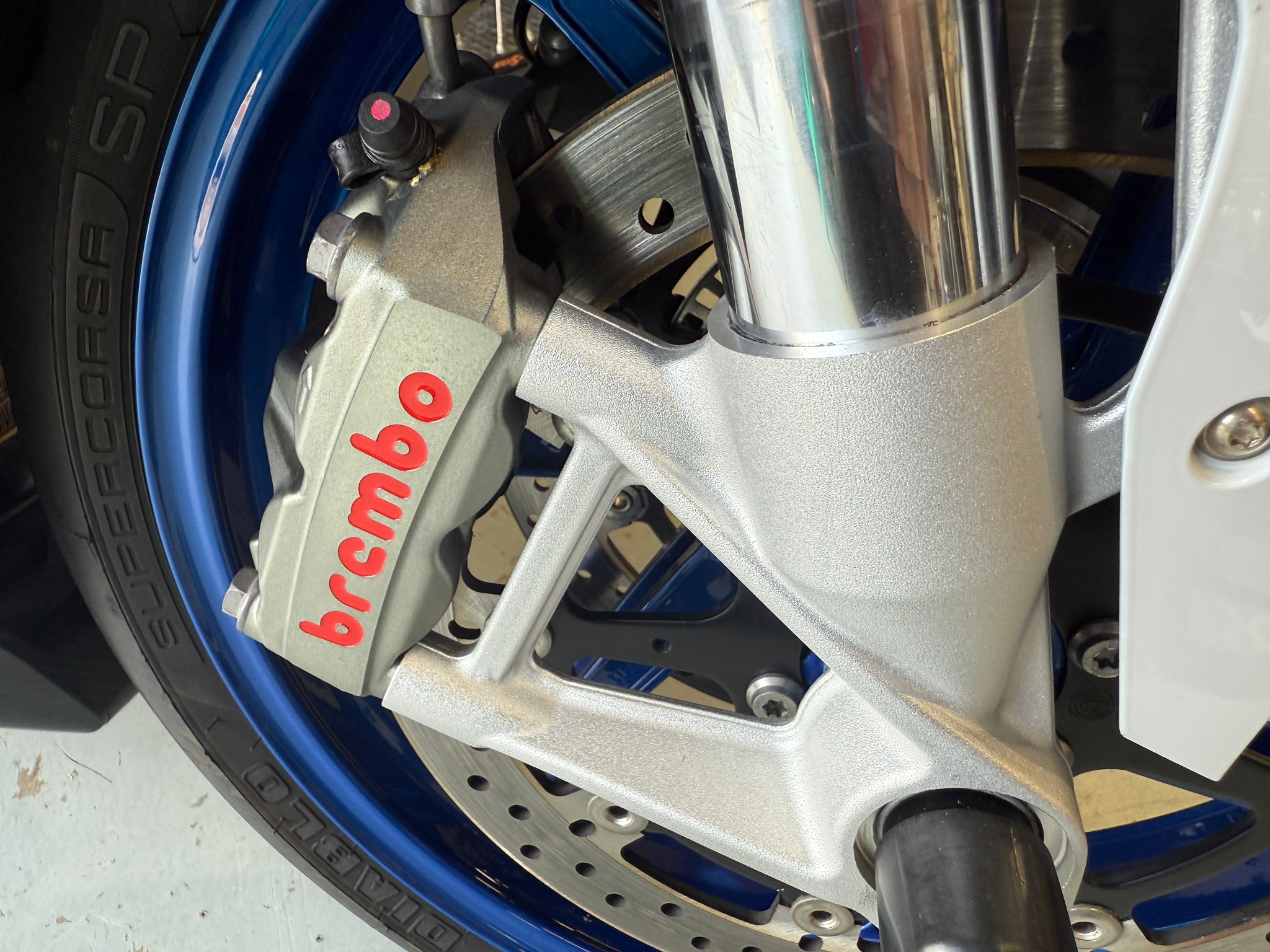 HP4 Carbon S1000RR (999cc) 2014