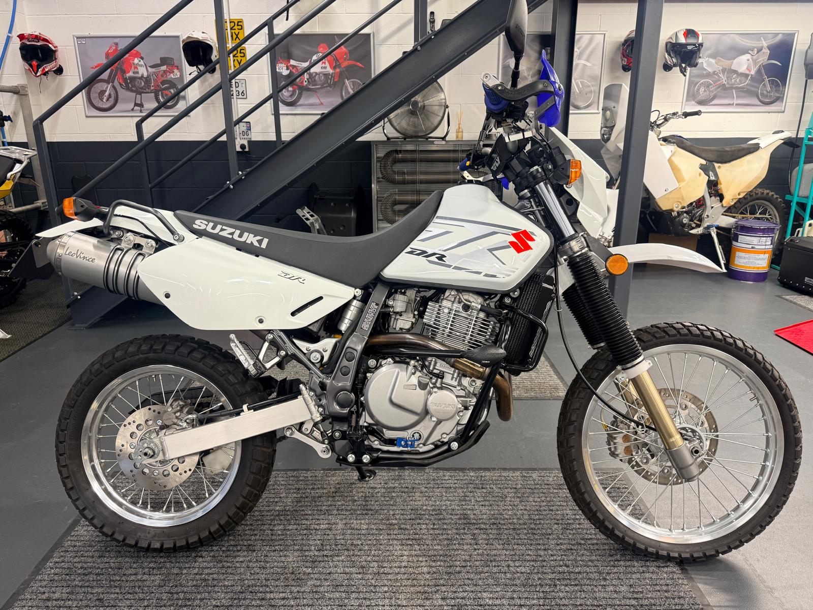 DR 650 Dual Sport (790cc) 2025