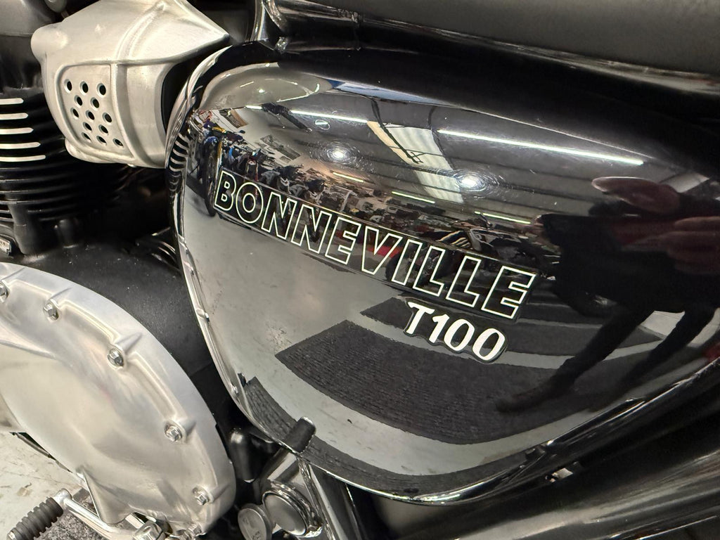 BONNEVILLE T100 (900cc) 2017