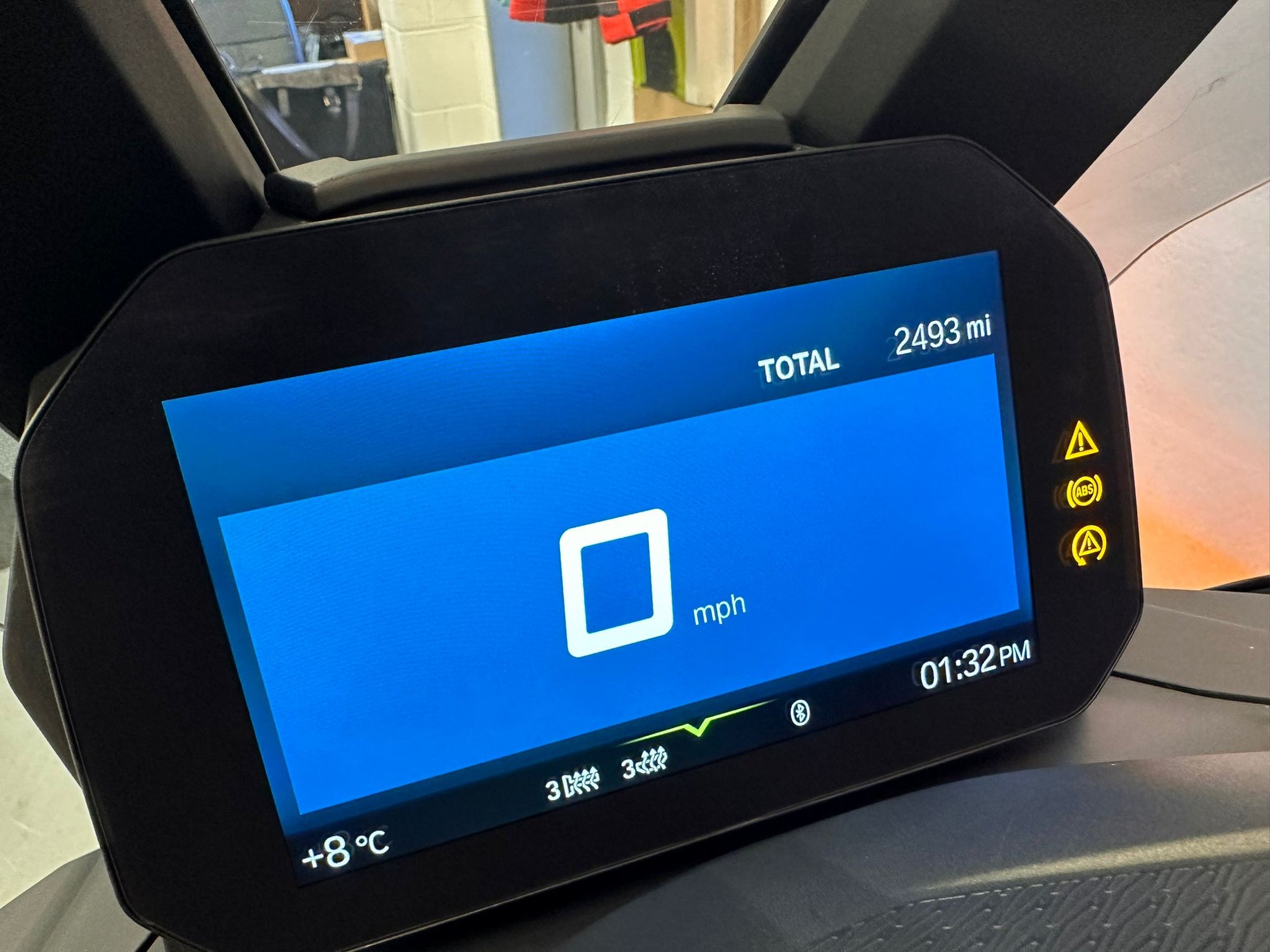 C400 X SE (350cc) 2021