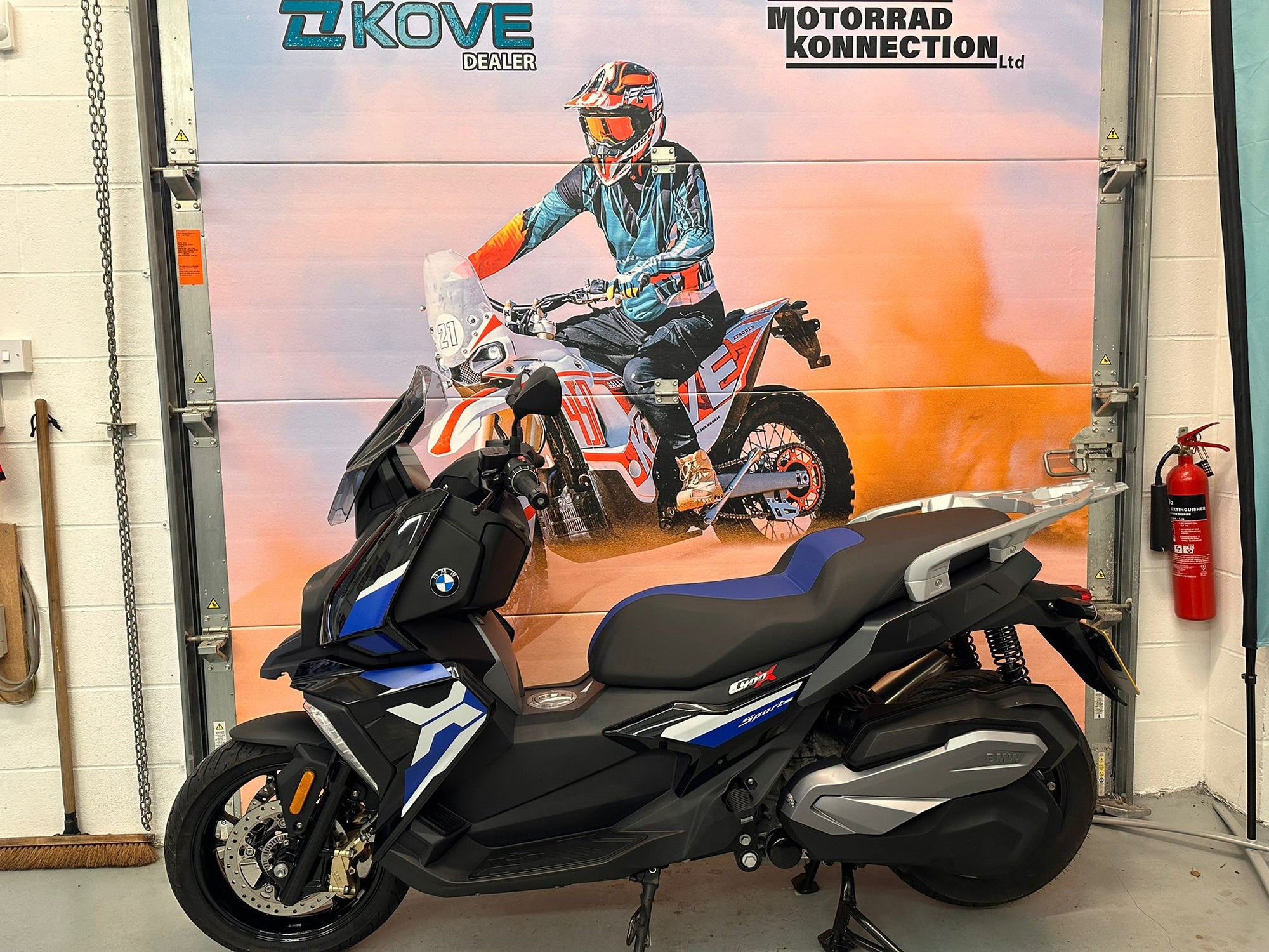 C400 X SE (350cc) 2021