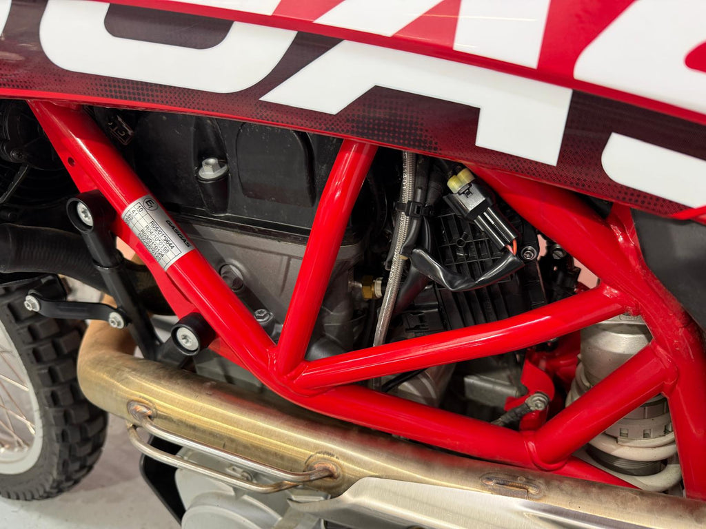 ES 700 Enduro (692cc) 2024