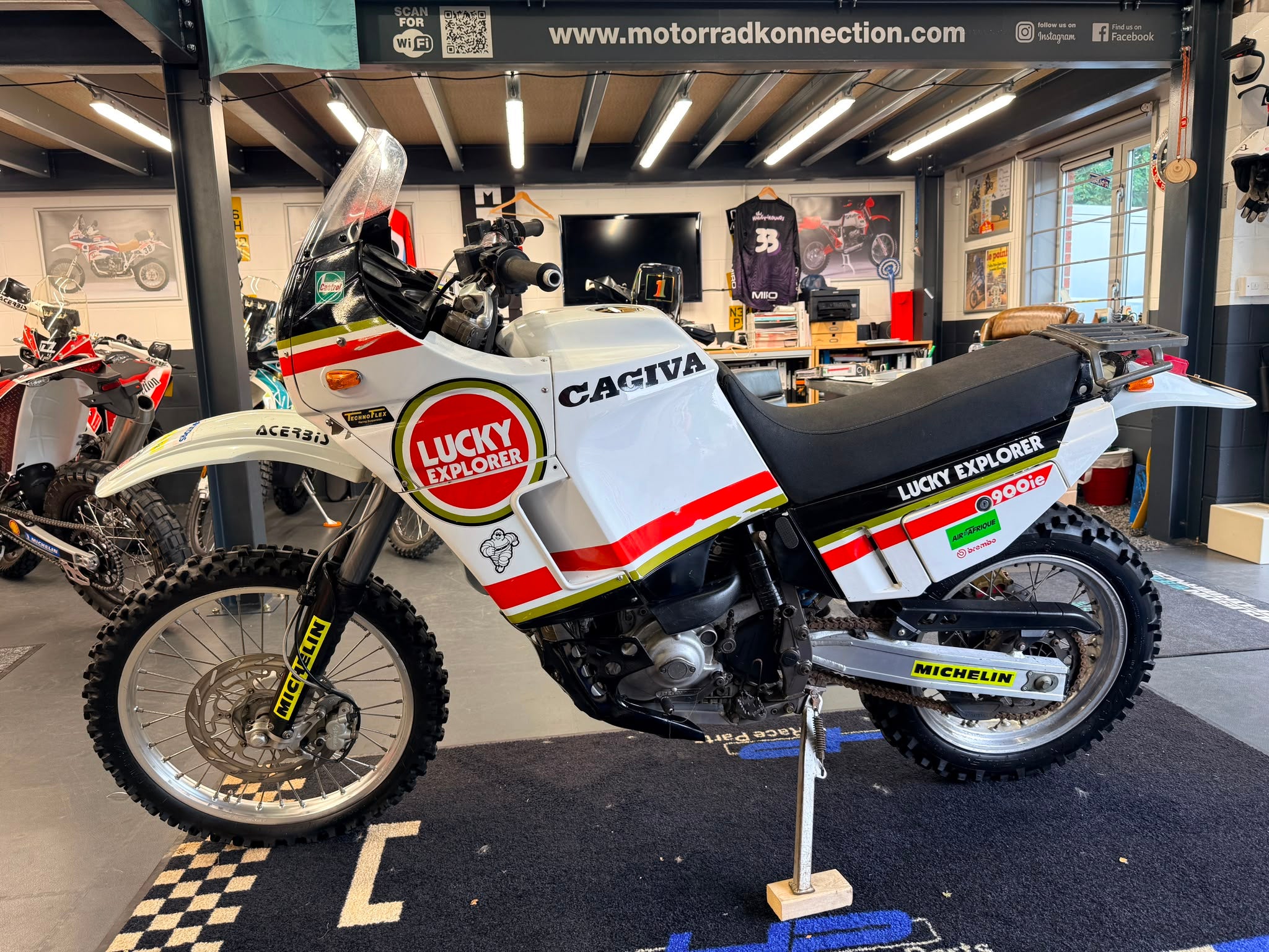900 Elefant Lucky Explorer (904cc) 1993