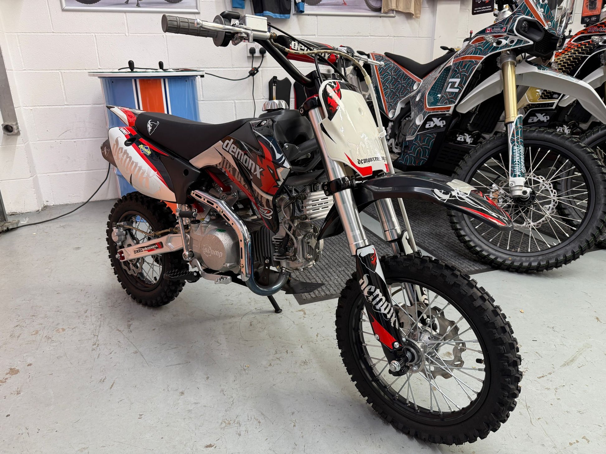 DXR 2 (140cc) 2025