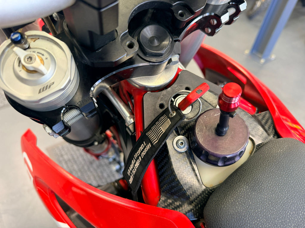 ES 700 Enduro (692cc) 2022