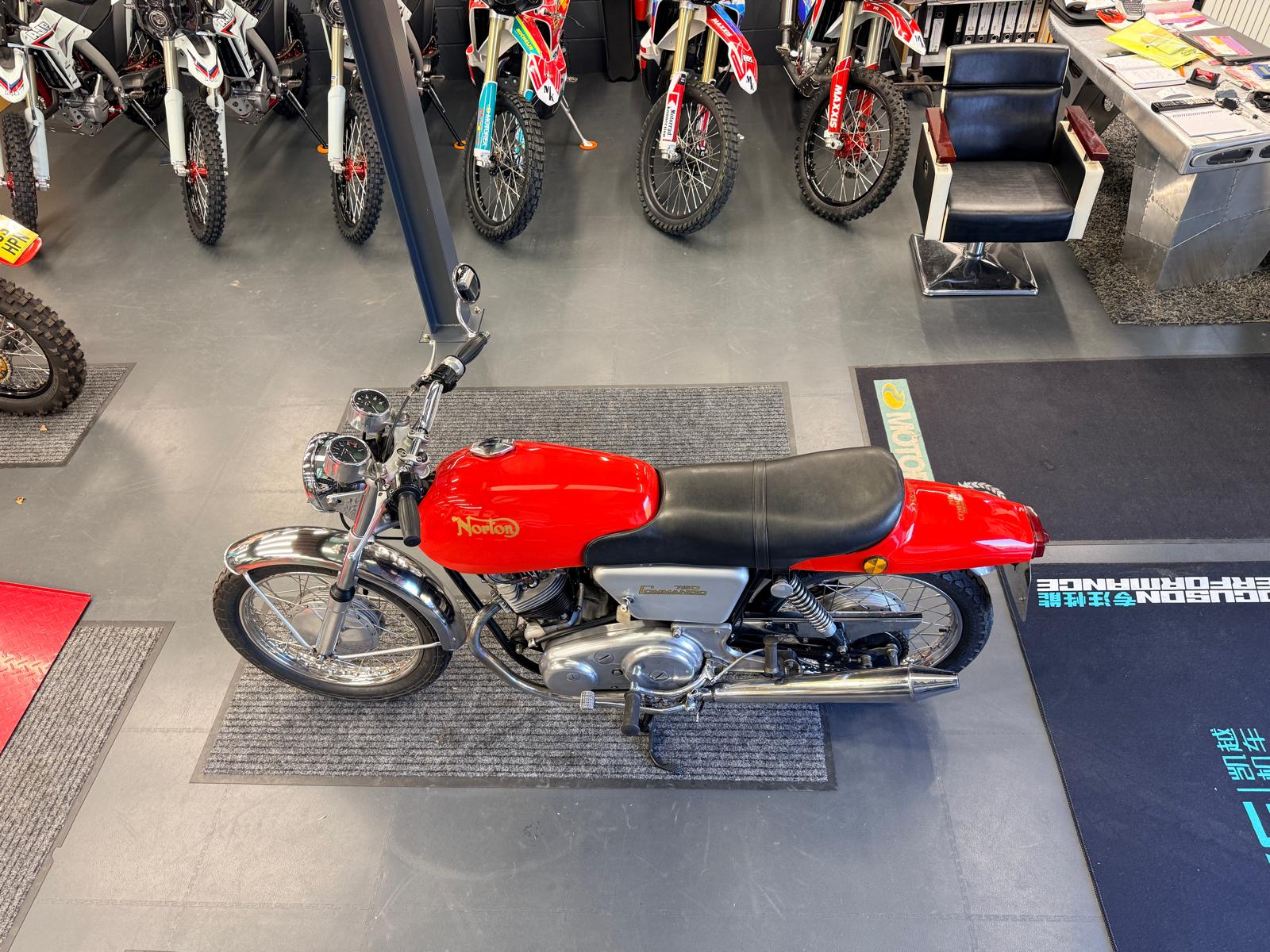 Commando Fastback (745cc) 1971