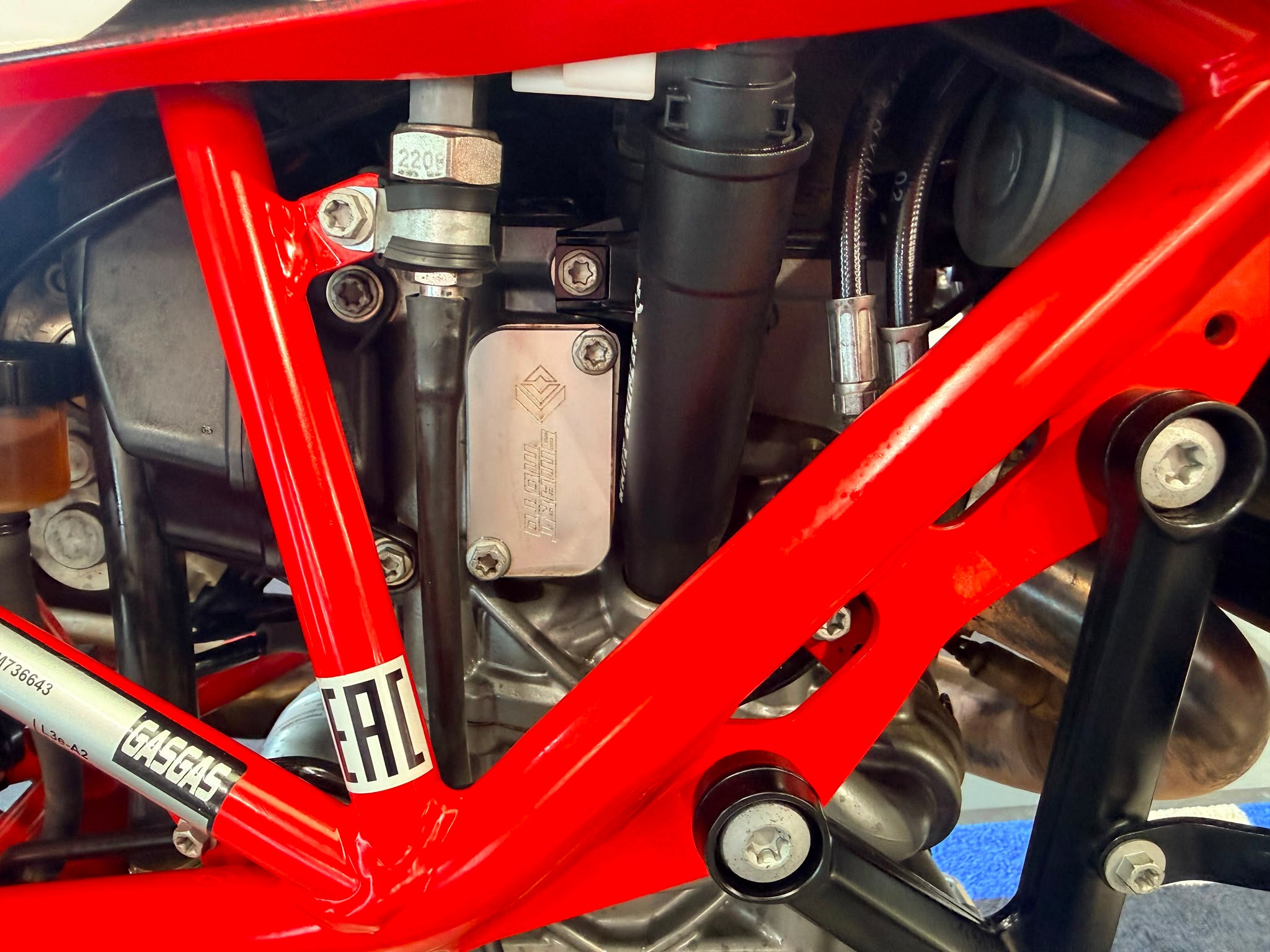 ES 700 Enduro (692cc) 2022