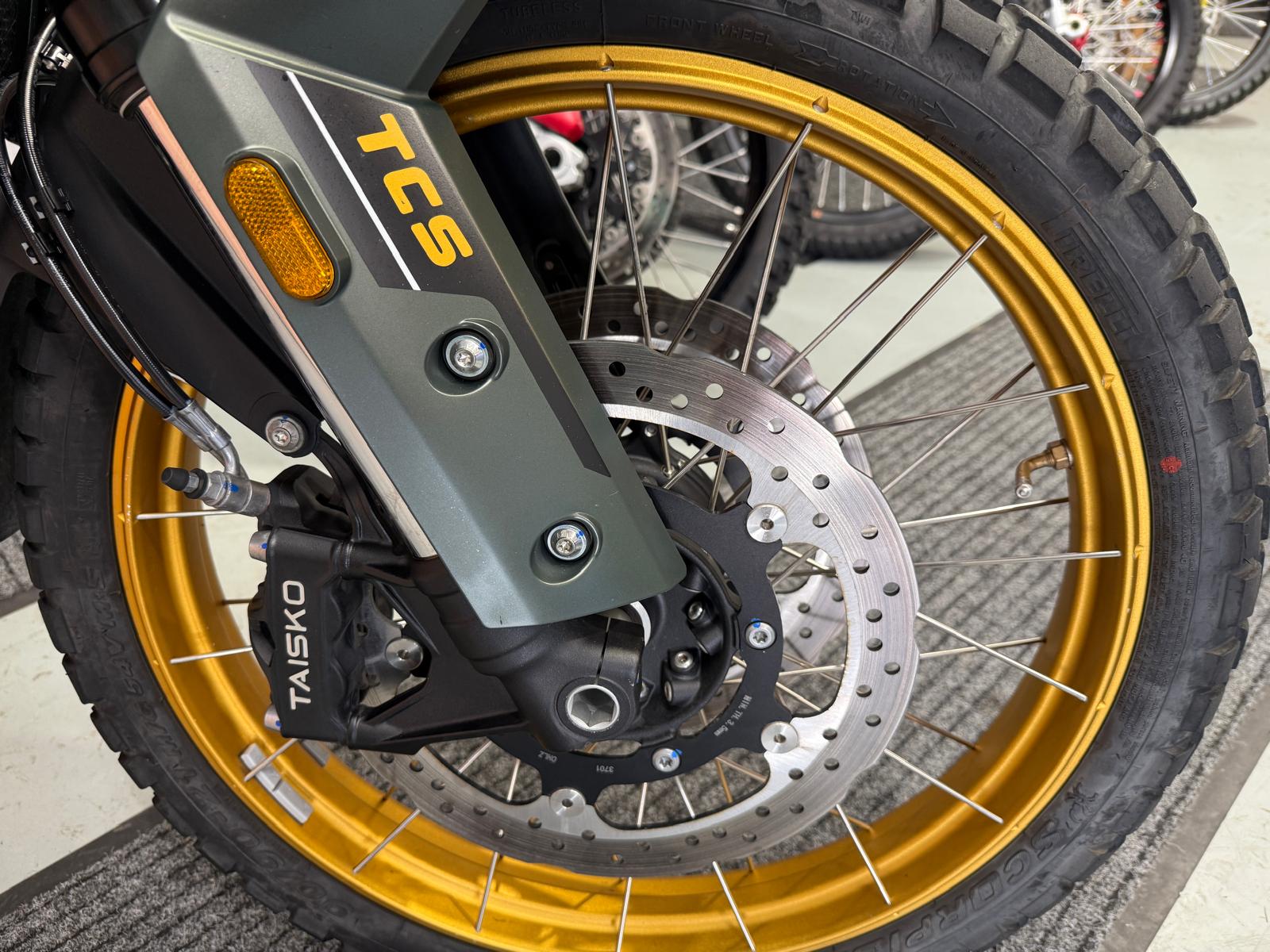 800X Adventure (799cc) 2024