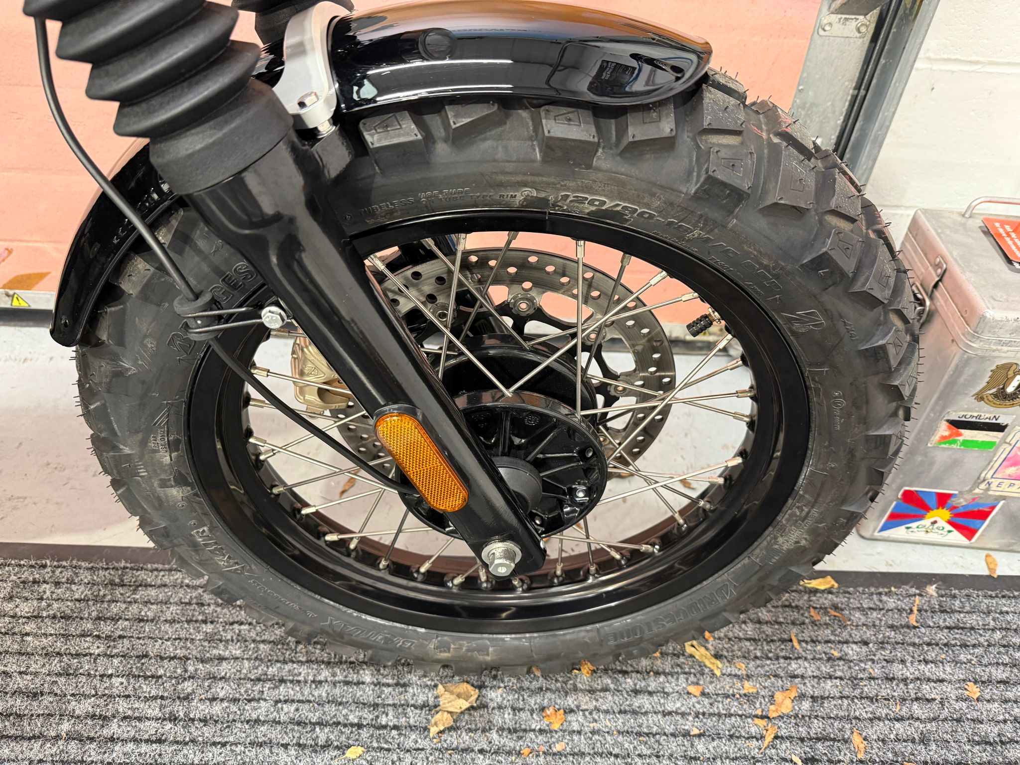 Interceptor Street Scrambler (648cc) 2022